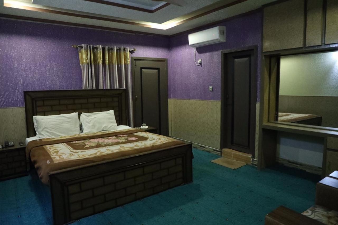 Manama Hotel Ijp Равалпинди Экстерьер фото